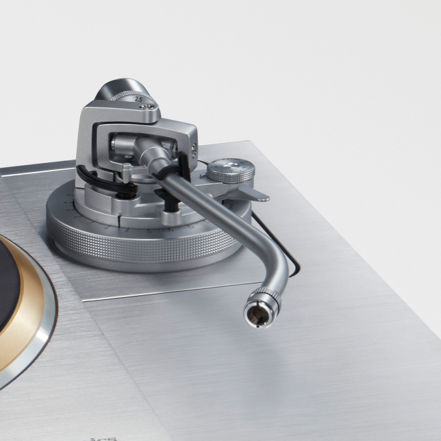 Technics SL-1000R-FLC ast 1242942.png.pub .thumb .644.644