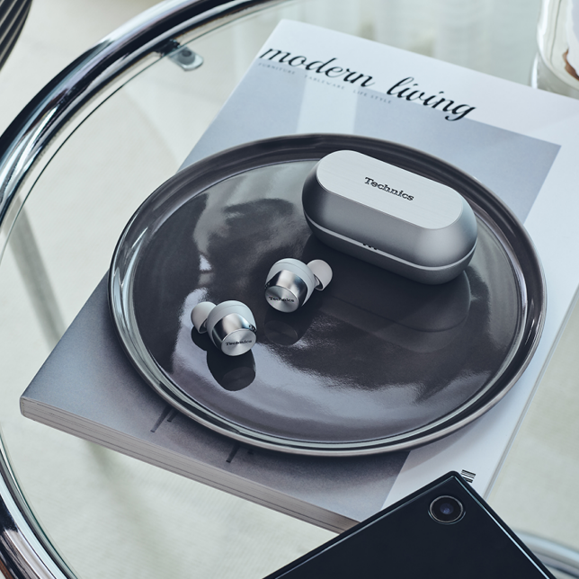 Technics EAH-AZ70WE-K ast 1262137.png.pub .thumb .644.644