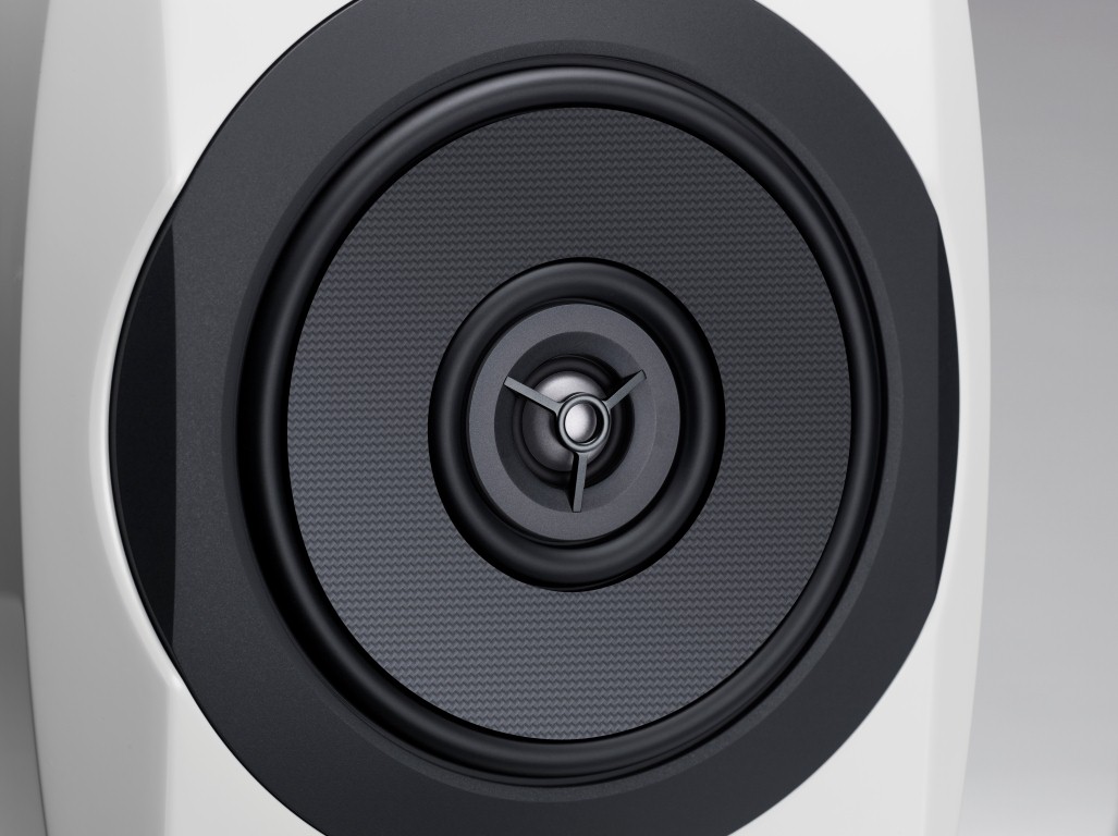 Technics SB-C700E-K Technics SB-C700 Prémiový systém reproduktorov typu point-to-sound (ultra široká šírka pásma), čierna 7 Technics SB-C700E-K sb c700 getinspired 2
