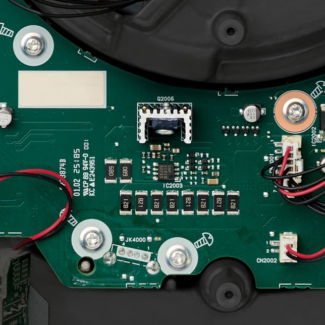 Technics SL-1210GMEEK Technics SL-1210GME gramofón s priamym pohonom (antivibračná konštrukcia, vysoká citlivosť počiatočného pohybu, stabilné otáčky), čierny 14 Aktívne potlačenie šumu pri zavádzaní prúdu